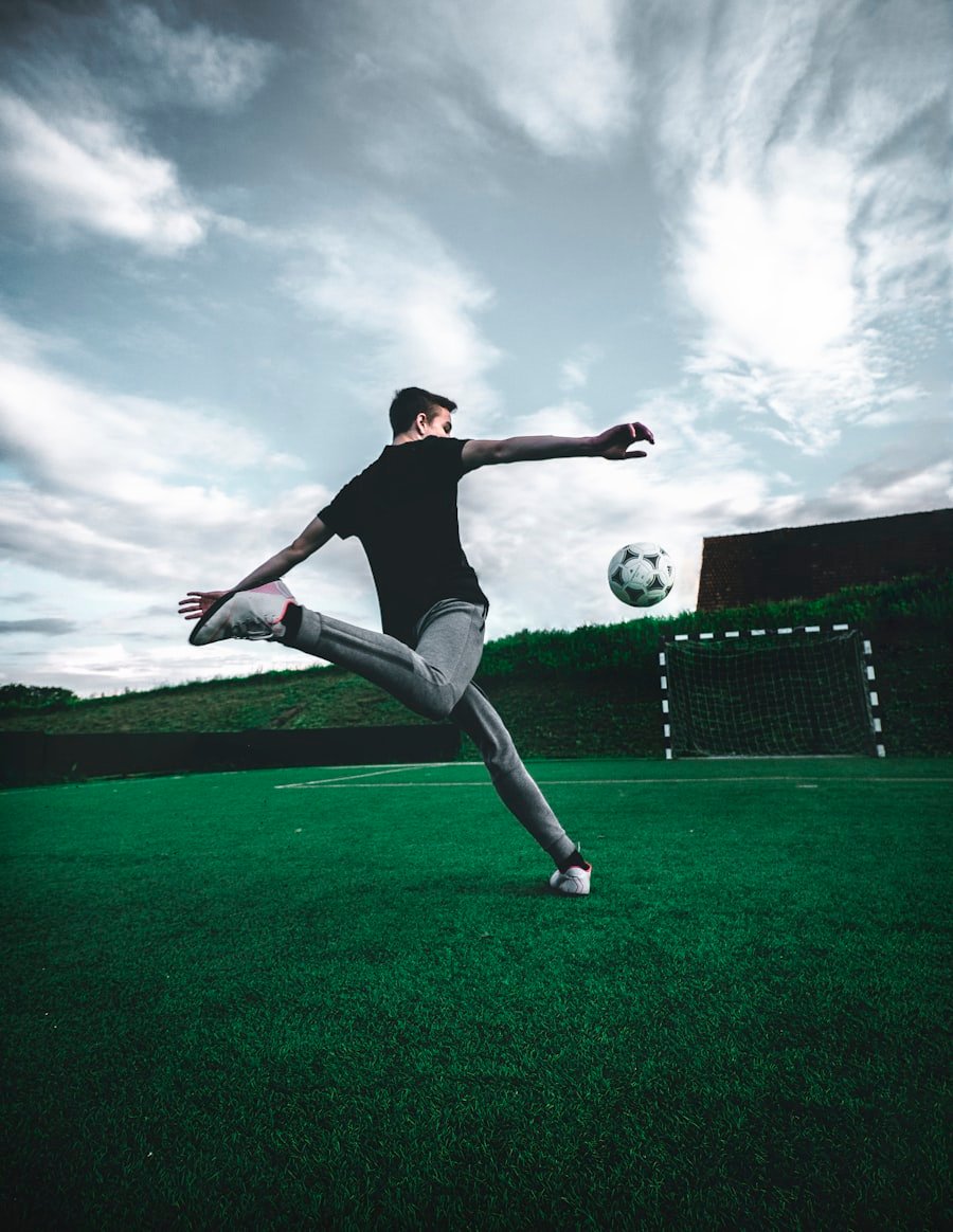 Spieler beim Einzeltraining mit Ball